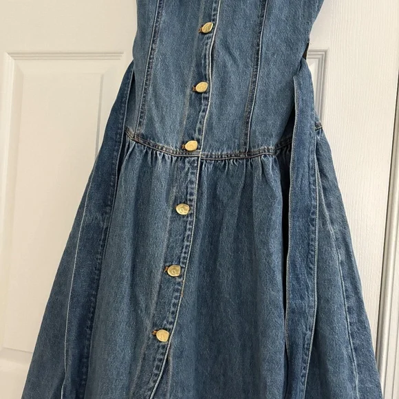 Future collective dress - Picture 3 of 8